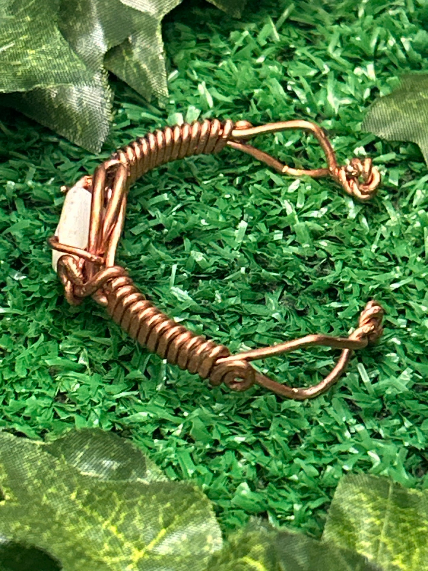 Handmade Copper Bracelet w/ Shell
