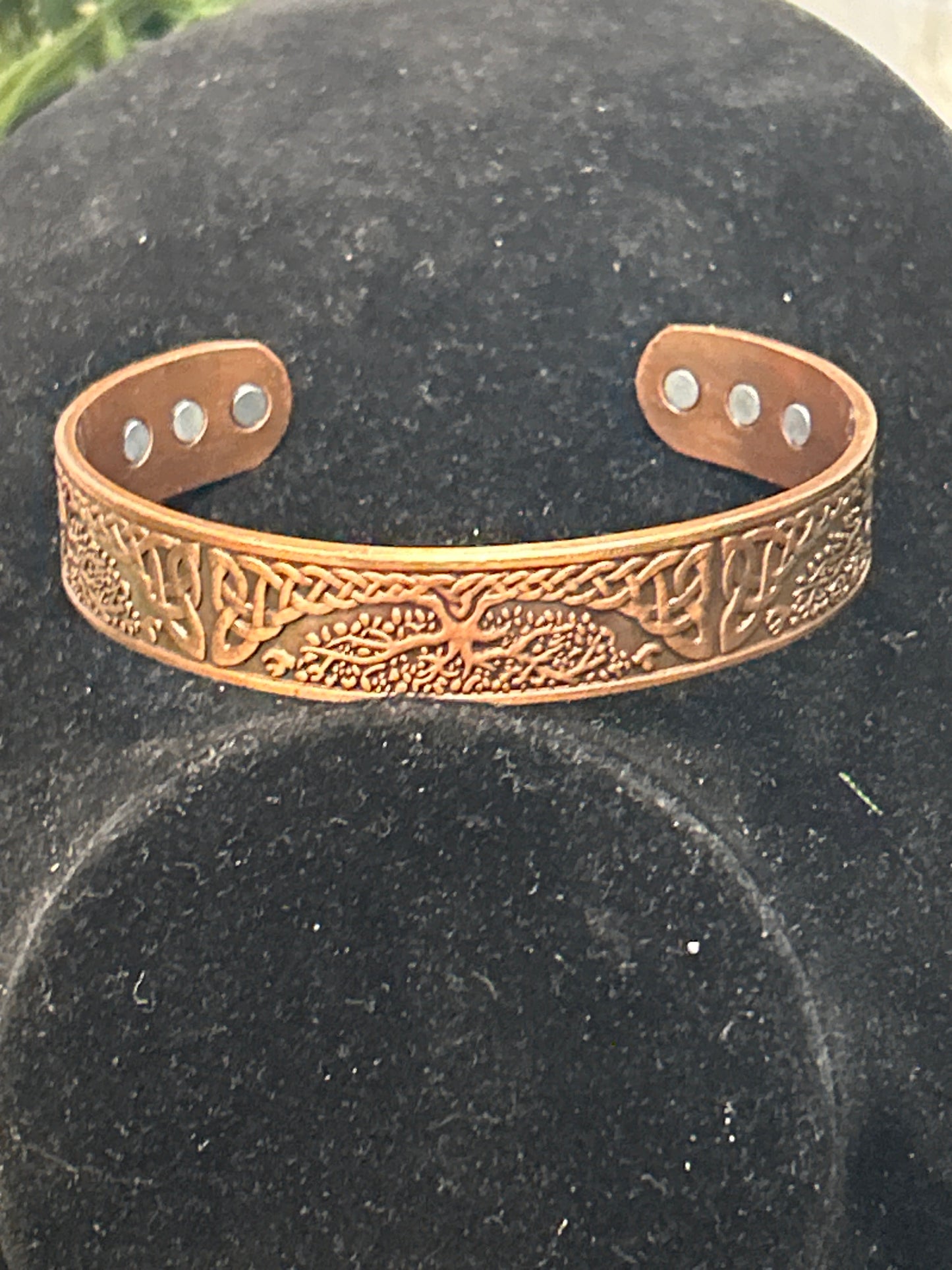 Copper Bracelet w/ magnets